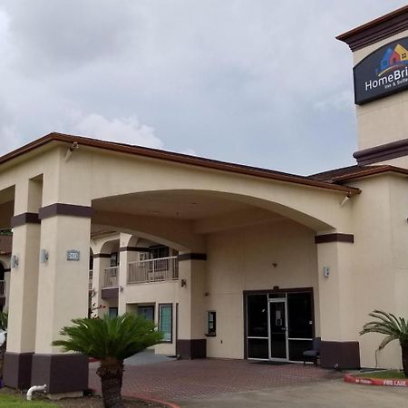 Homebridge Inn And Suites Бомонт Екстериор снимка